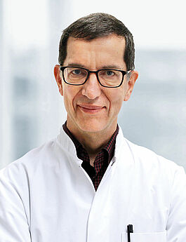 Portrait Dr. Michael Schwarz-Eywill