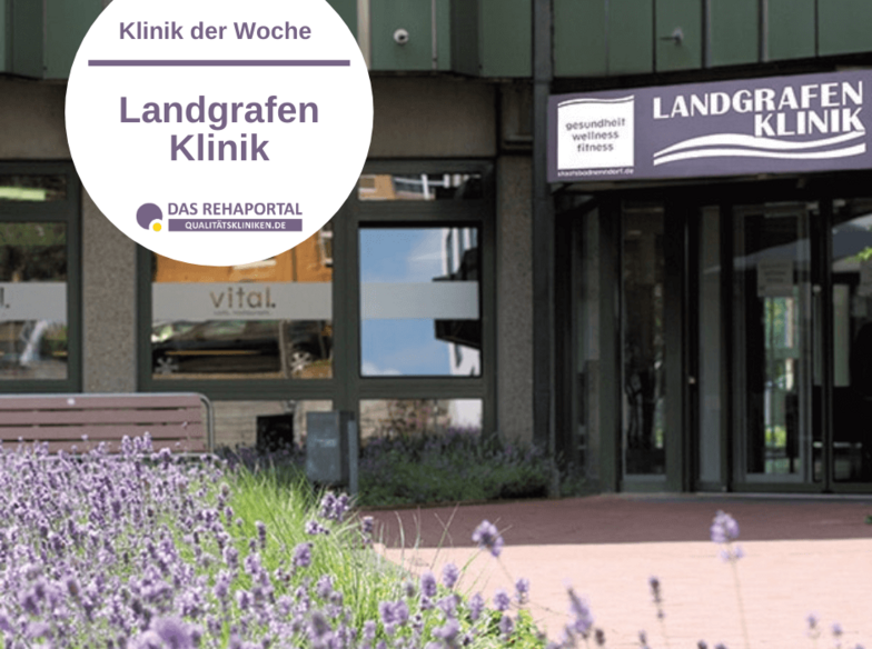 Außenansicht des Eingangsbereiches des LANDGRAFEN-Klinik in Bad Nenndorf. 