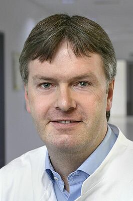 Portrait von Prof. Dr. med. Michael Linnebank.