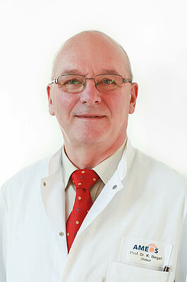 Portrait von Prof. Dr. Klaus Begall